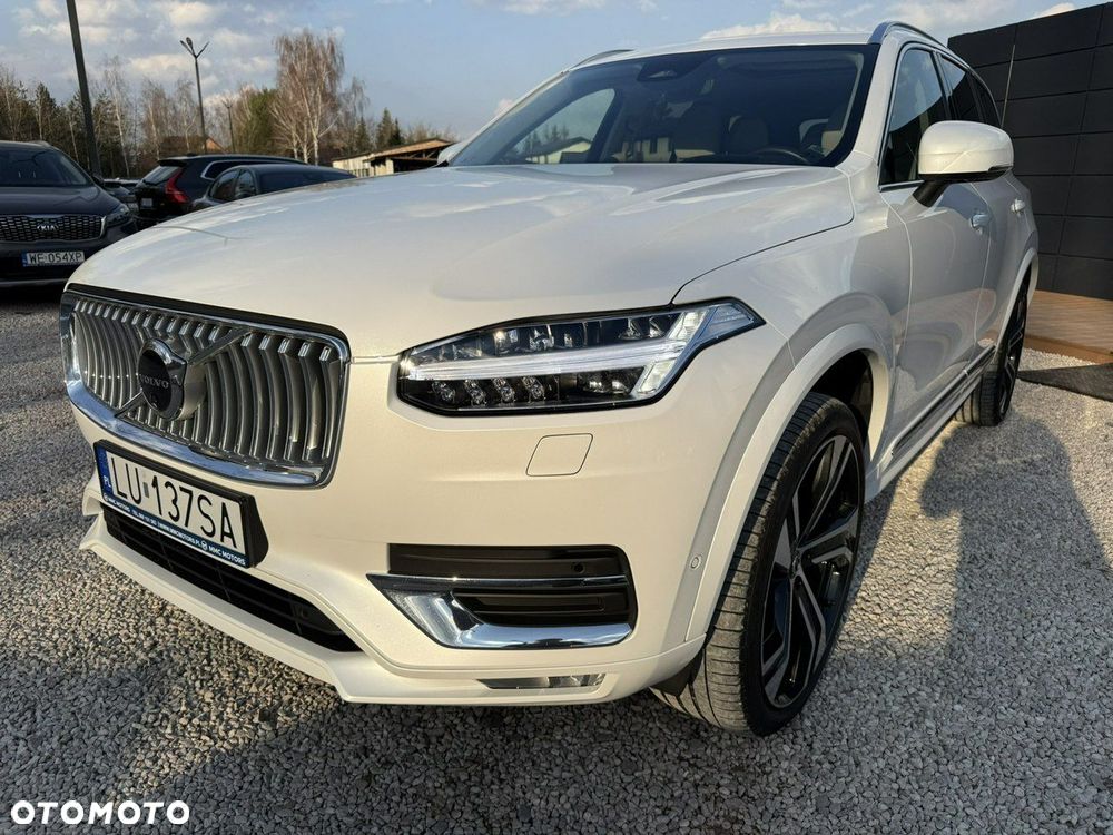 Volvo XC 90 - 1