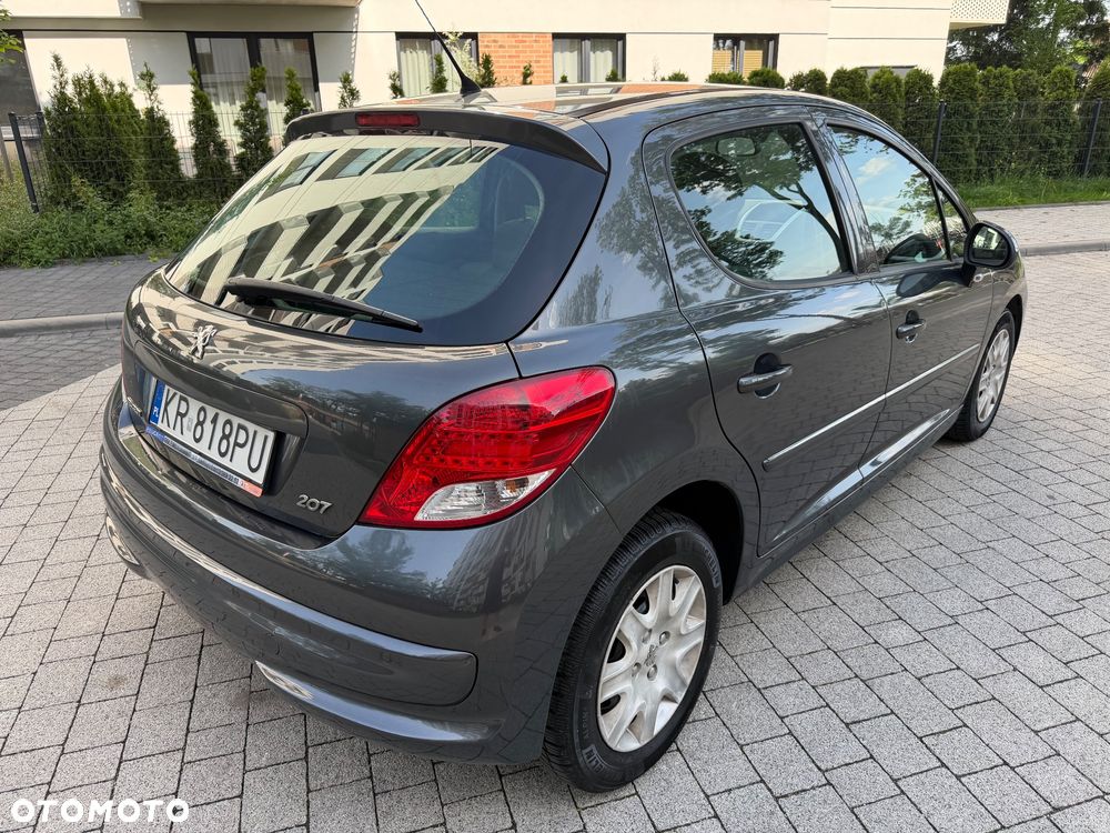 Peugeot 207 - 4