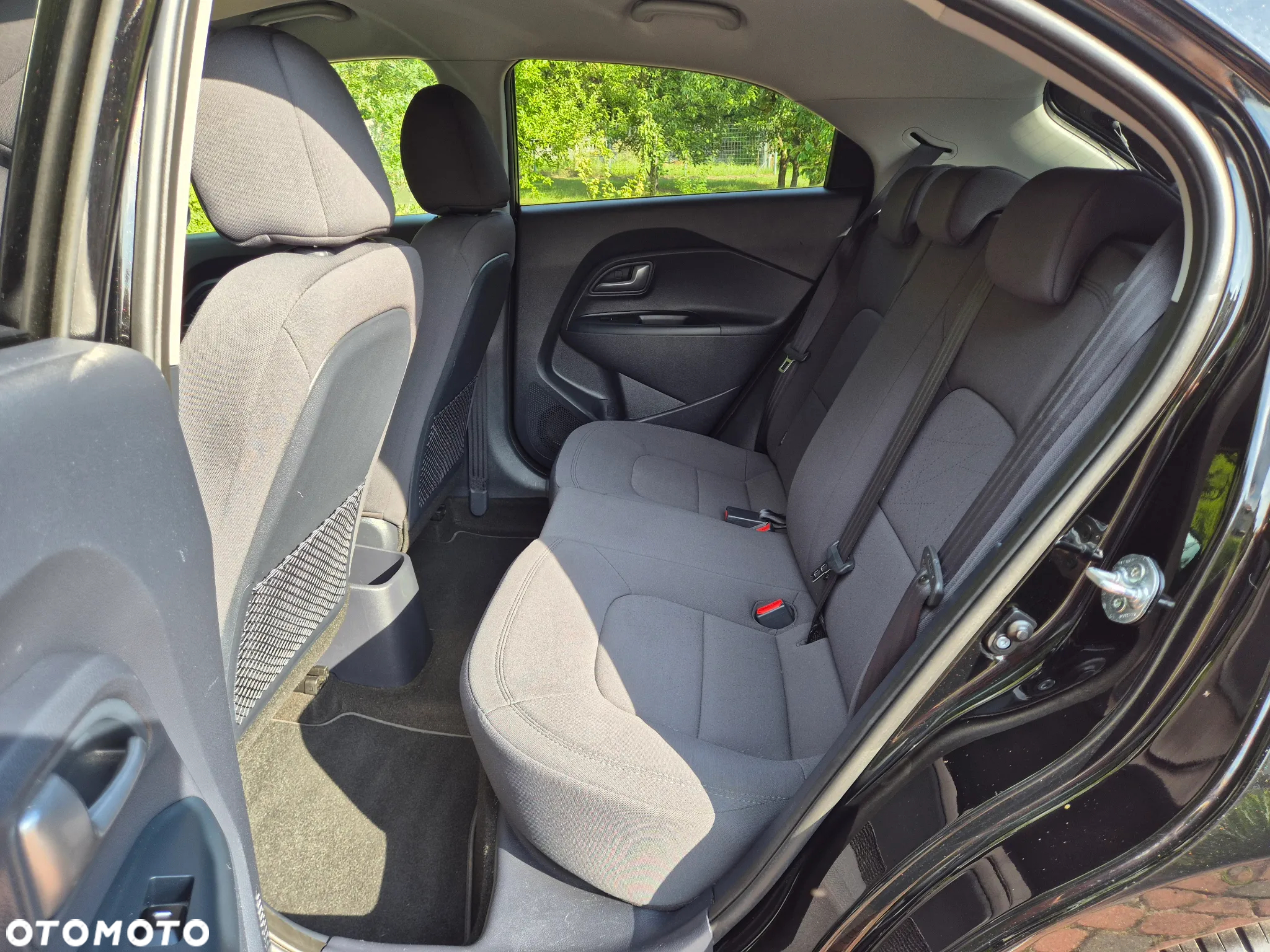 Kia Rio 1.2 XL - 33
