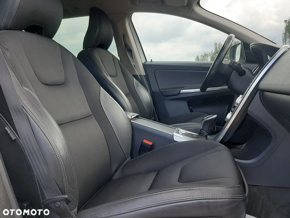 Volvo XC 60 - 35