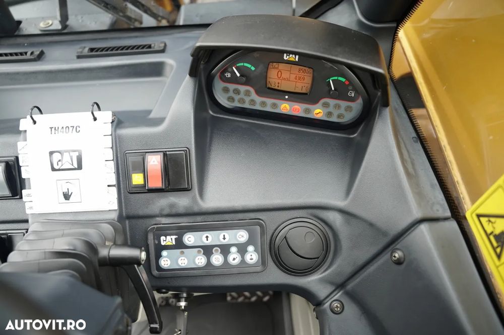 Cat TH407C / ÎNCĂRCĂTOR TELESCOPIC / 2015 / - 31