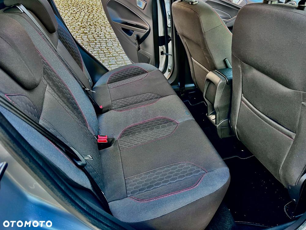 Ford Fiesta 1.0 EcoBoost S&S ST-LINE - 15