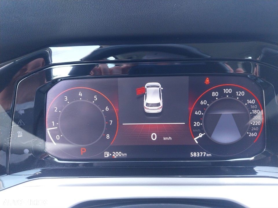 Volkswagen Golf - 11