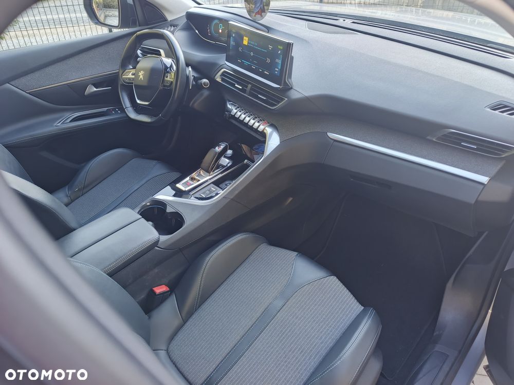 Peugeot 3008 - 8