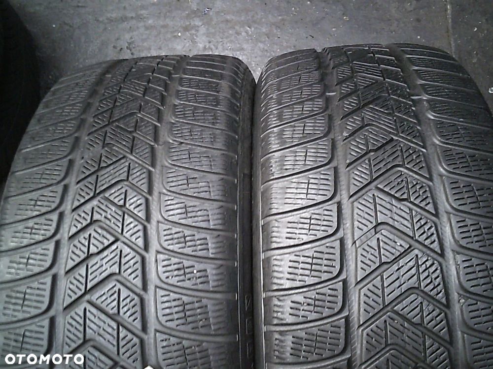 2x PIRELLI Scorpion Winter AR 255/45R20 5,2mm 5,3mm 2022 - 1