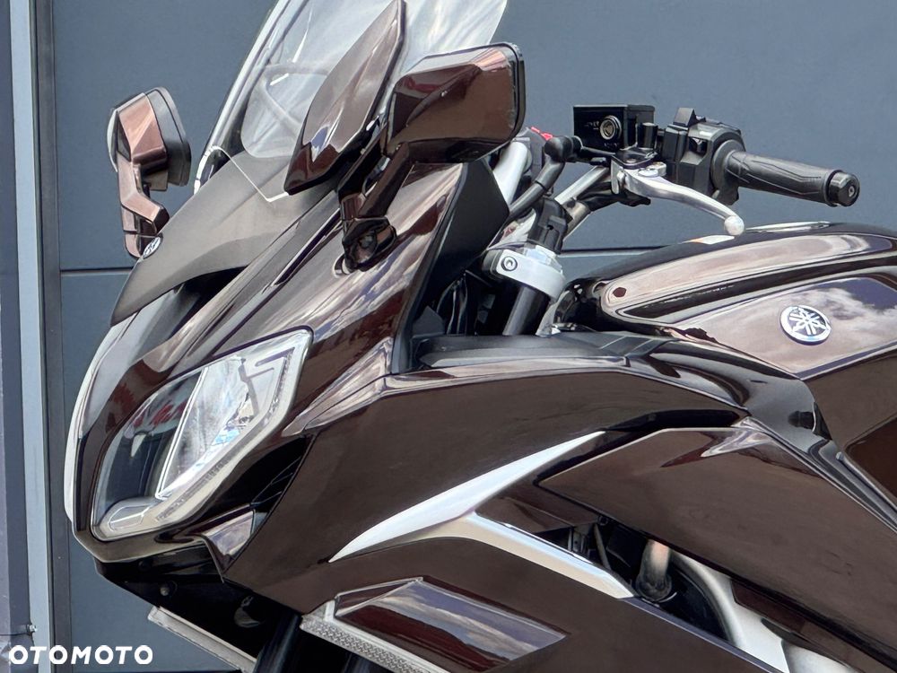 Yamaha FJR - 22
