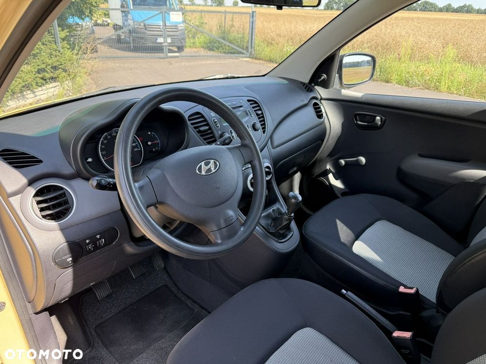 Hyundai i10 - 10