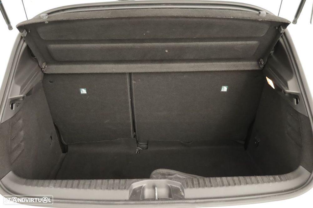 Renault Clio 1.0 TCe Techno Bi-Fuel - 24