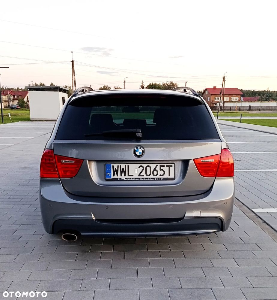 BMW Seria 3 318d - 15