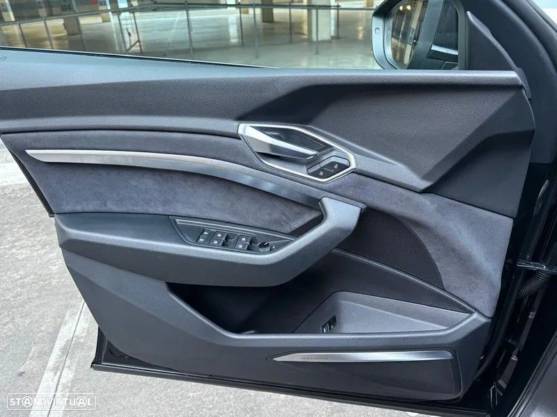 Audi e-tron 55 quattro S line - 26