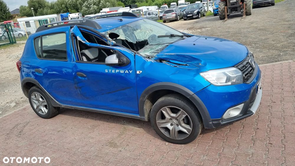 Dacia Sandero Stepway Blue dCi 95 Essential - 15