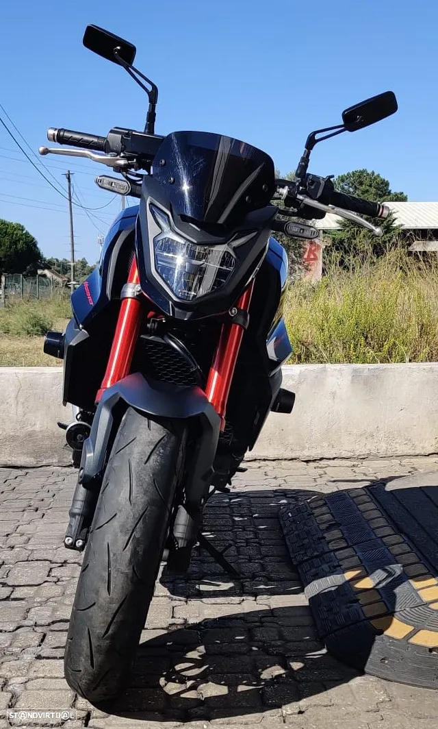 Honda Hornet 750 - 6