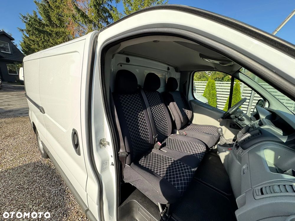 Opel VIVARO LONG KLIMATRYZACJA - 23