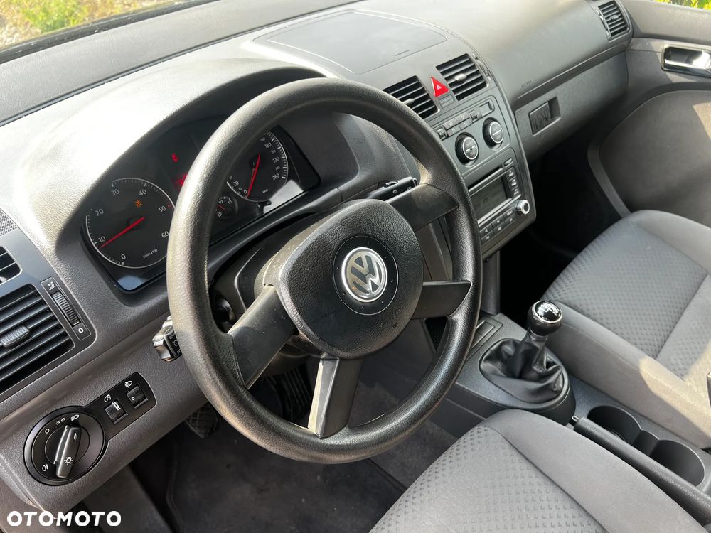 Volkswagen Touran 1.9 TDI Conceptline - 13