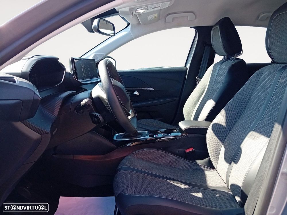 Peugeot 208 1.2 PureTech Allure - 9