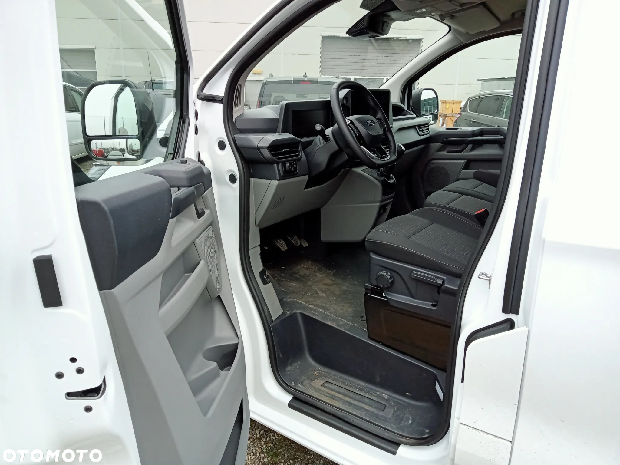 Ford Transit Custom - 10