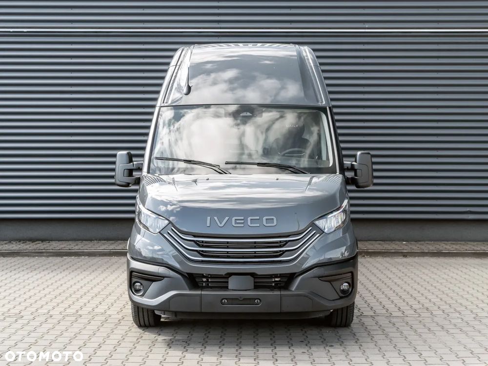 Iveco Daily 35S18HA8V 3.0 L4H3 - 2