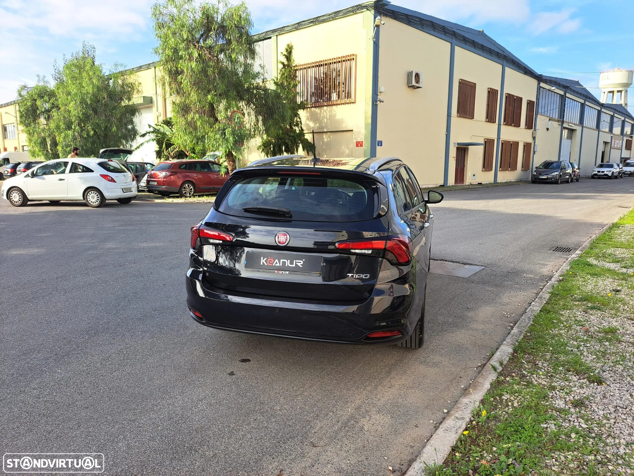 Fiat Tipo Station Wagon 1.3 M-Jet Lounge Tech - 20