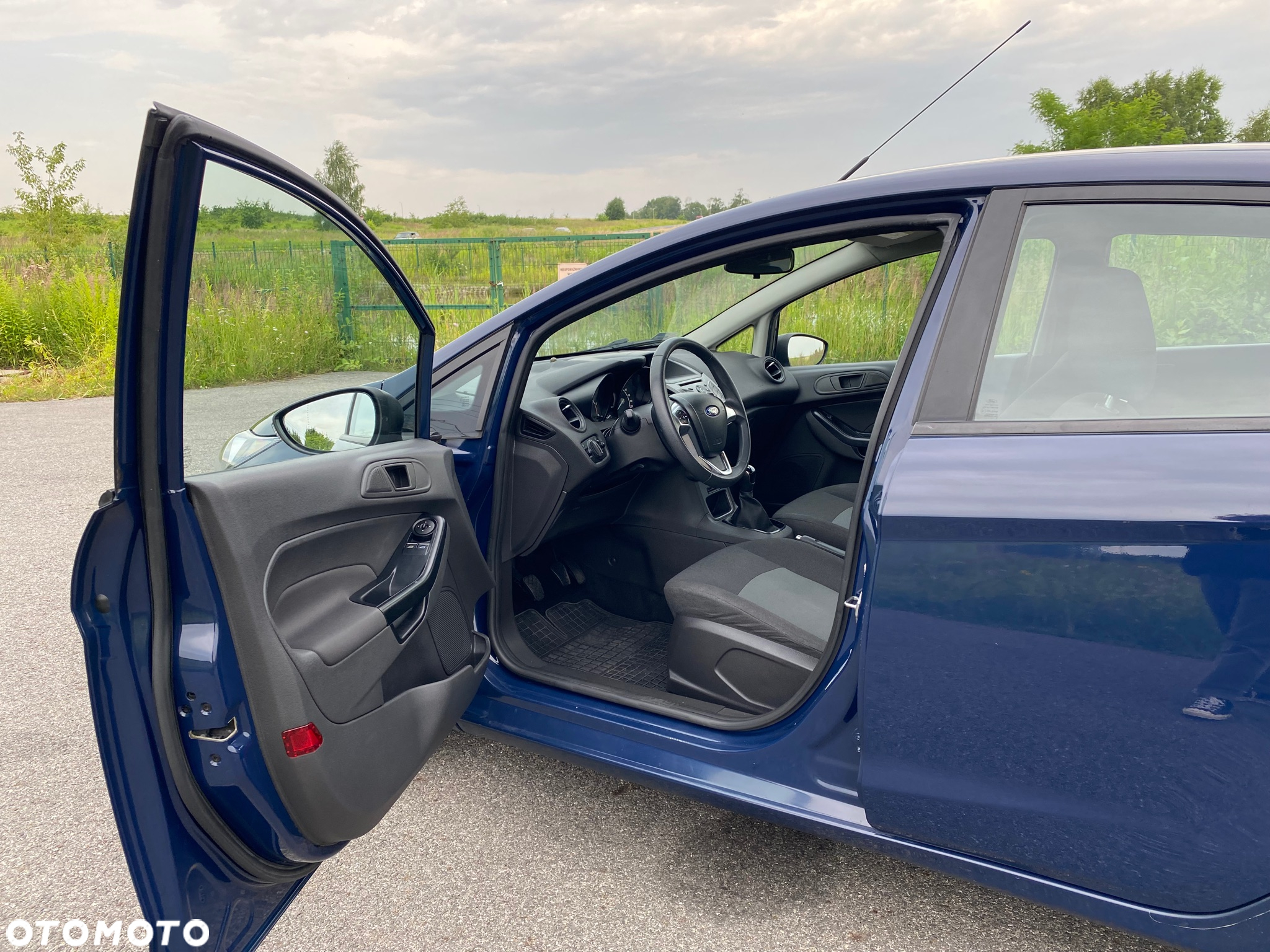 Ford Fiesta 1.5 TDCi Ambiente - 6