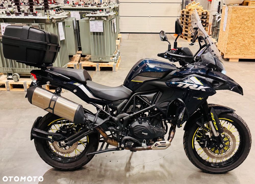 Benelli TRK 502X - 17