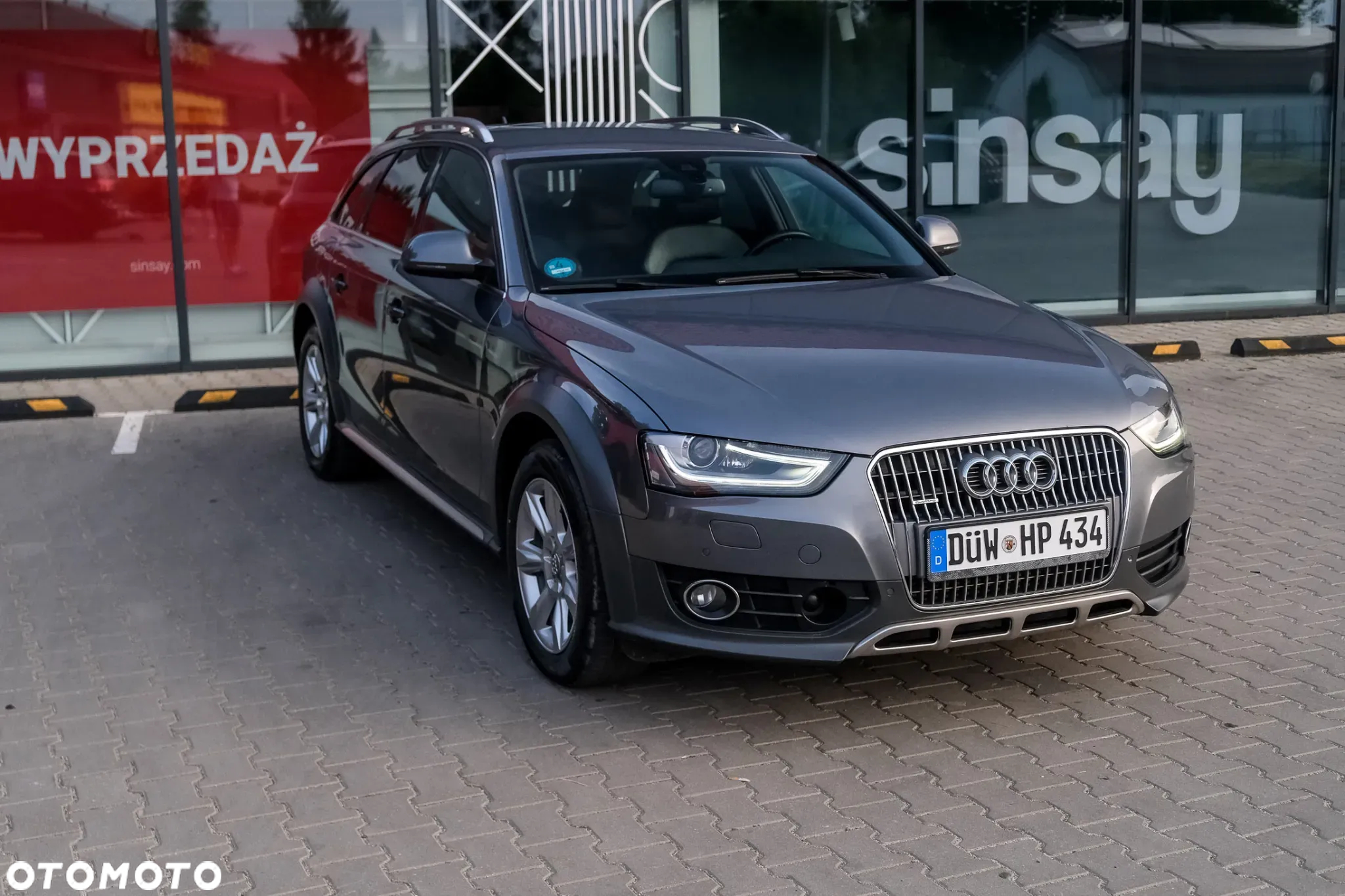 Audi A4 Allroad quattro 2.0 TDI DPF S tronic - 4