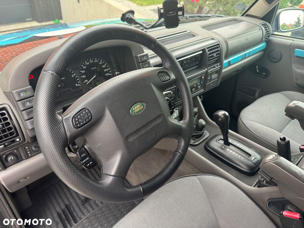 Land Rover Discovery - 12