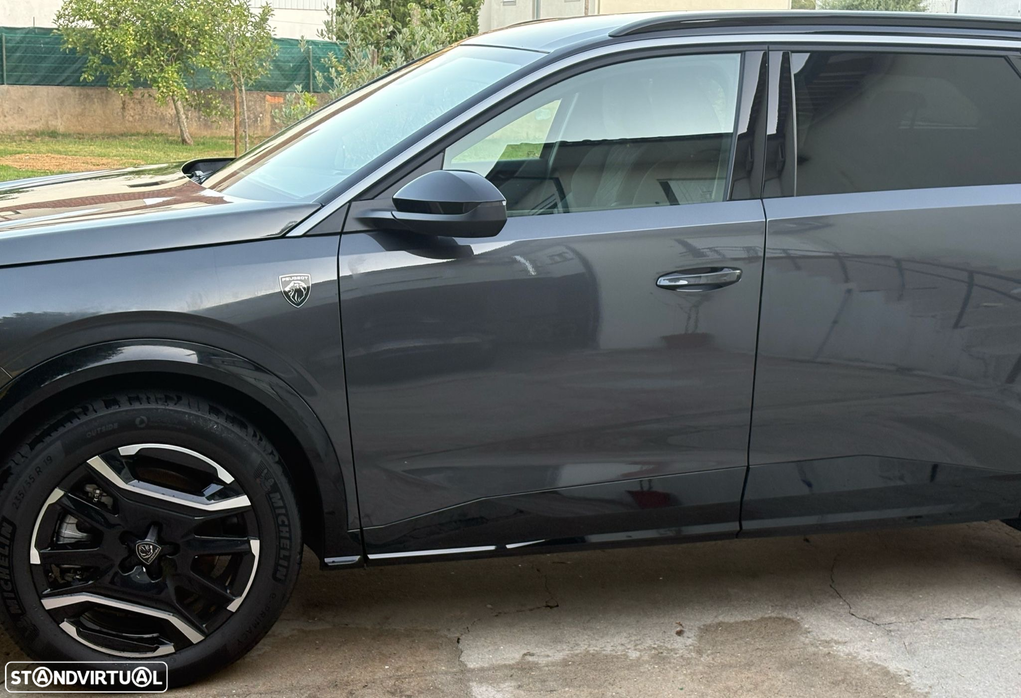 Peugeot E-5008 73 kWh GT - 2