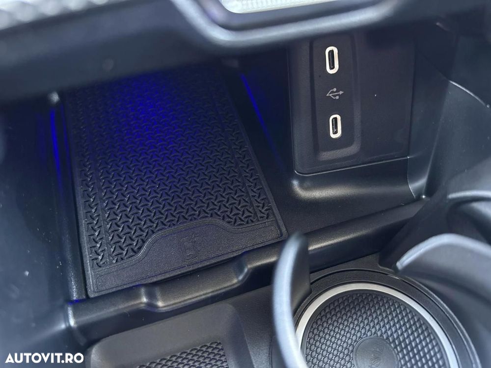 Mercedes-Benz GLC 300 e 4MATIC - 16