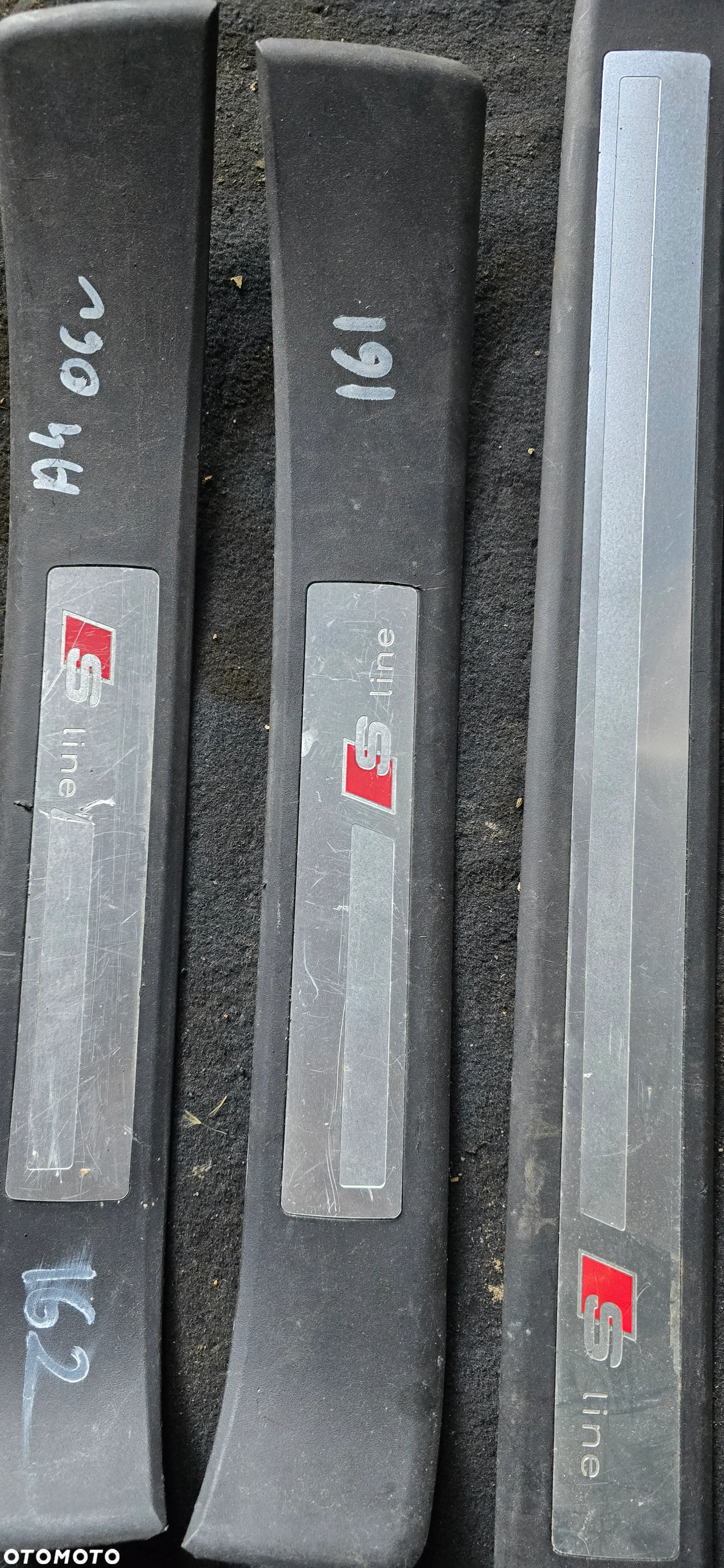 Listwy wewnętrzne progowe Audi A4 B6 B7 S Line komplet - 4