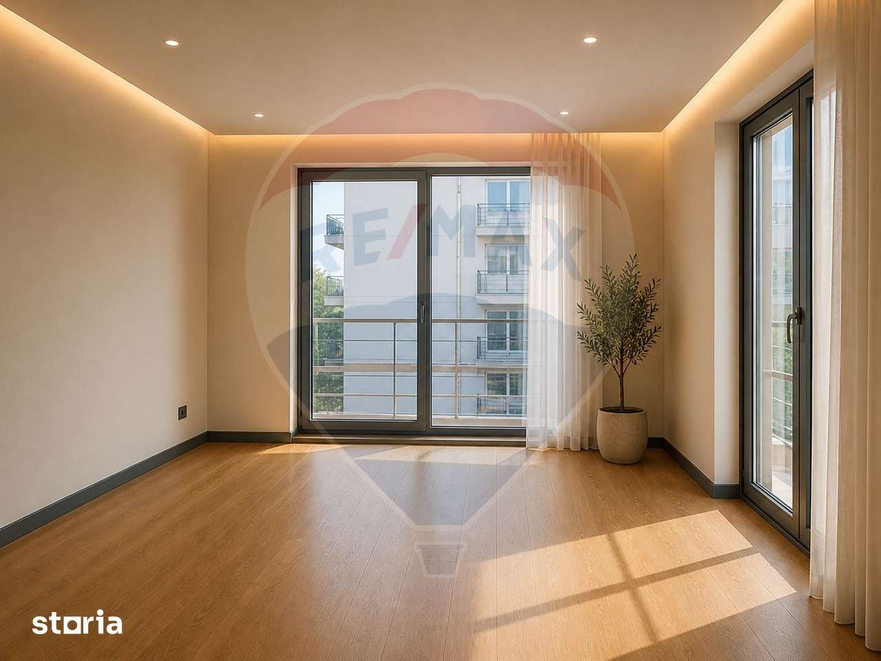 Apartament cu 2 camere (terasa 23 mp) de vanzare - zona semicentrală — fotografia 3