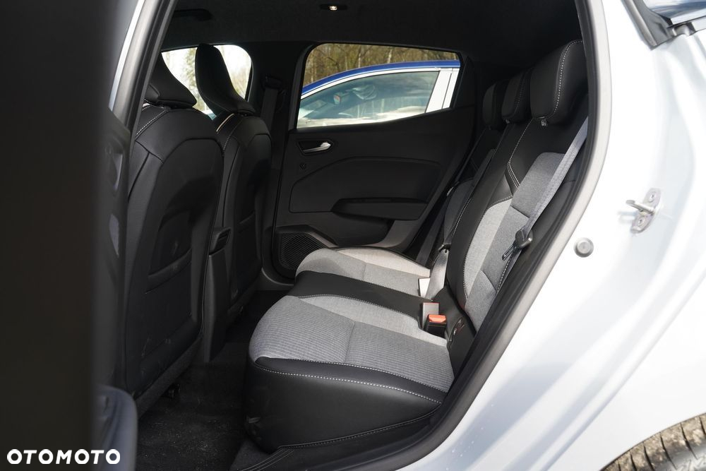 Renault Clio 1.0 TCe Techno Xtronic - 9