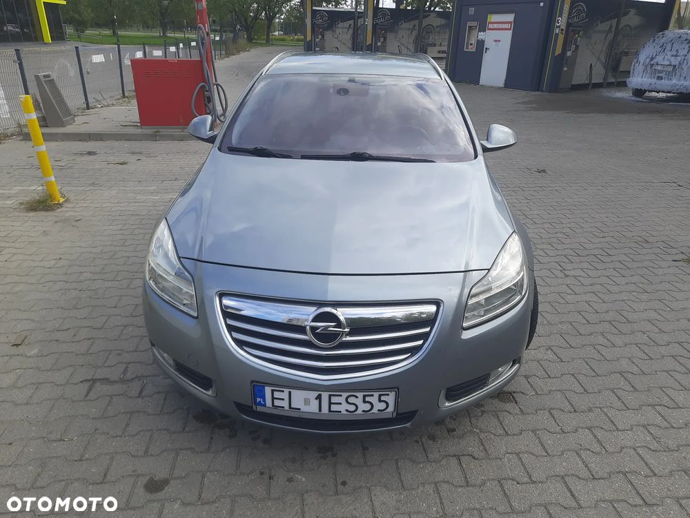 Opel Insignia - 1