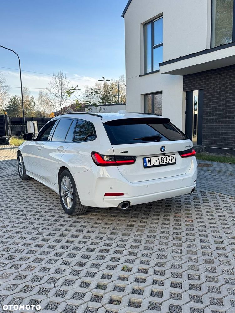 BMW Seria 3 320d xDrive Sport Line Shadow - 21