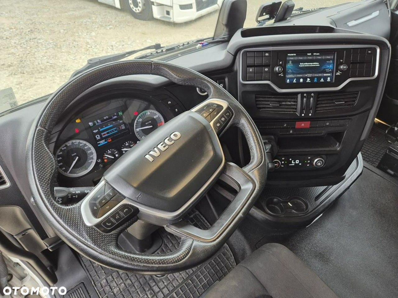 Iveco As440ST/Fp Lt - 25