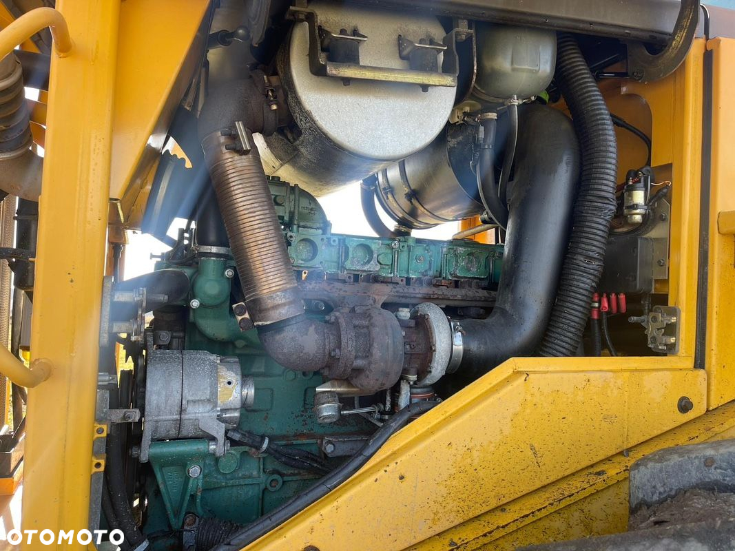 Volvo L120 - 10