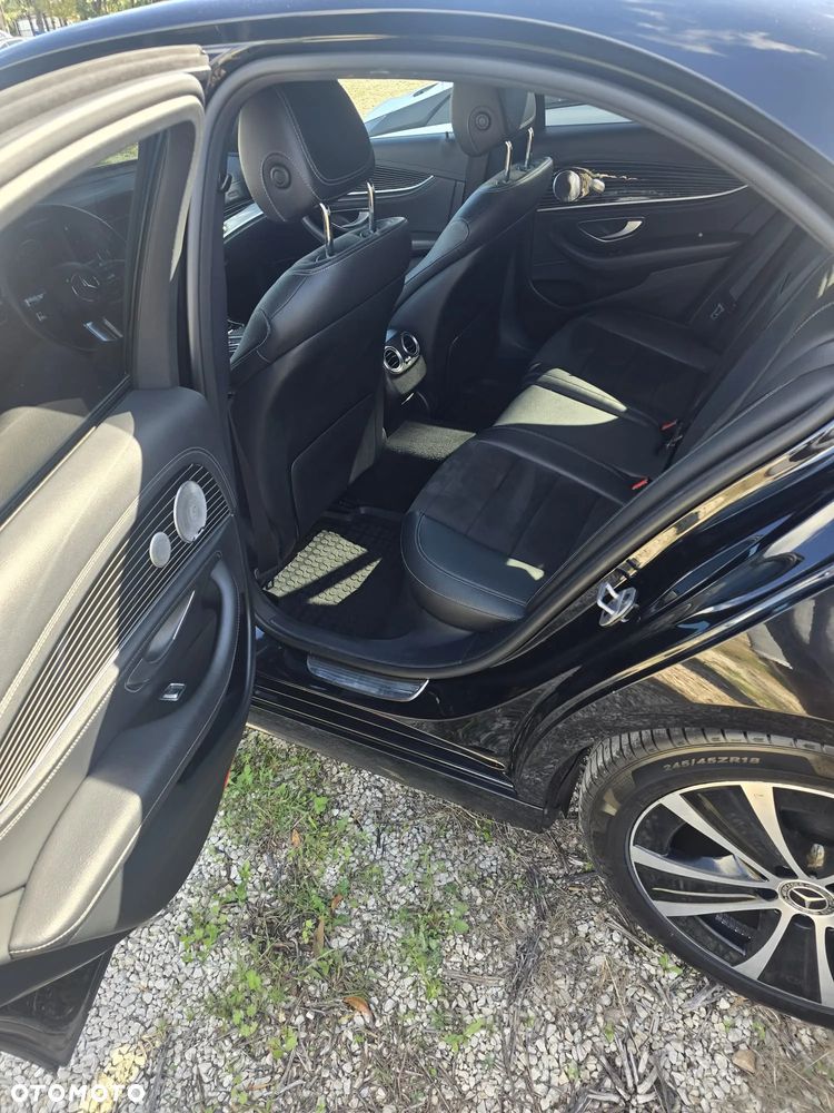 Mercedes-Benz Klasa E 220 d AMG - 15