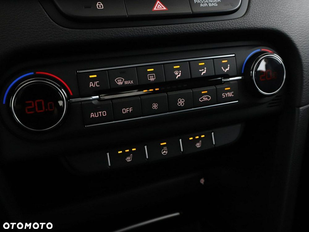 Kia XCeed 1.4 T-GDI OPF DCT7 SPIRIT - 29
