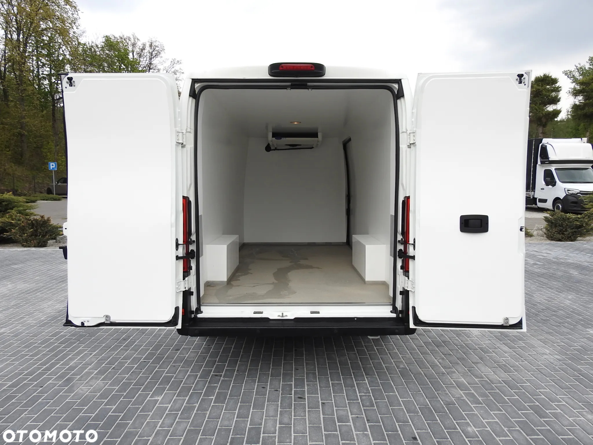 Peugeot BOXER FURGON CHŁODNIA 0*C TEMPOMAT NAWIGACJA KLIMATYZACJA 135KM [ S45902 ] - 13