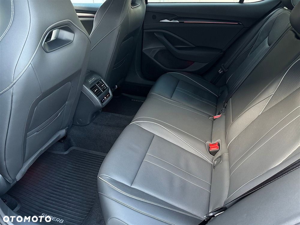 Skoda Superb 2.0 TSI Sportline DSG - 12