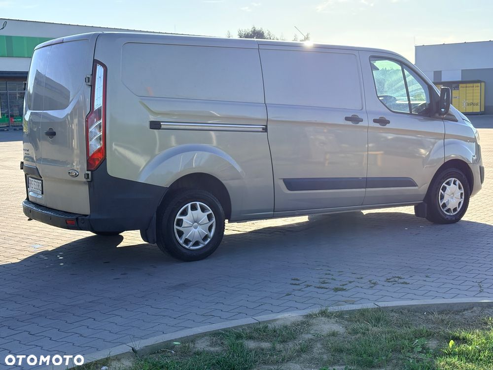 Ford Transit Custom - 8