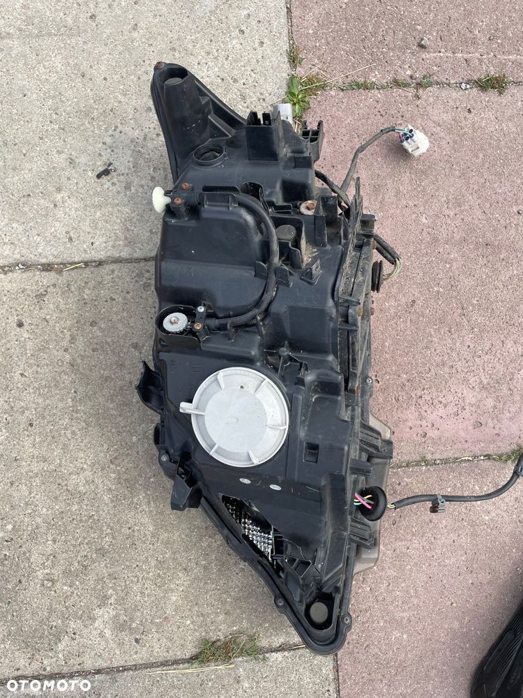 LAMPA USZKODZONA NA CZESCI PRAWY PRZÓD PRZETWORNICA LEXUS RX450H 2012-2015 - 4