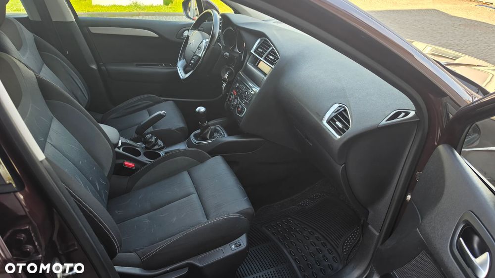 Citroën C4 VTi 120 Exclusive - 8