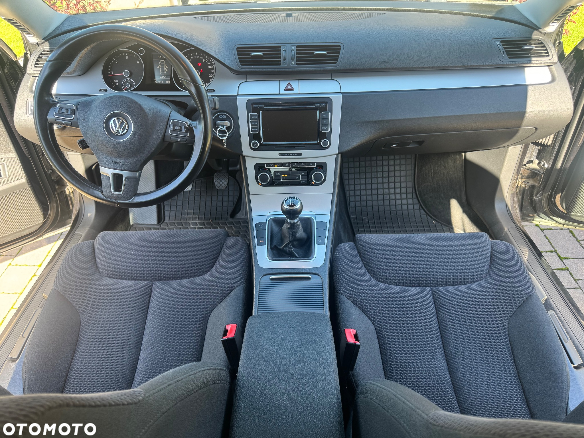 Volkswagen Passat 2.0 TDI DPF Comfortline - 5