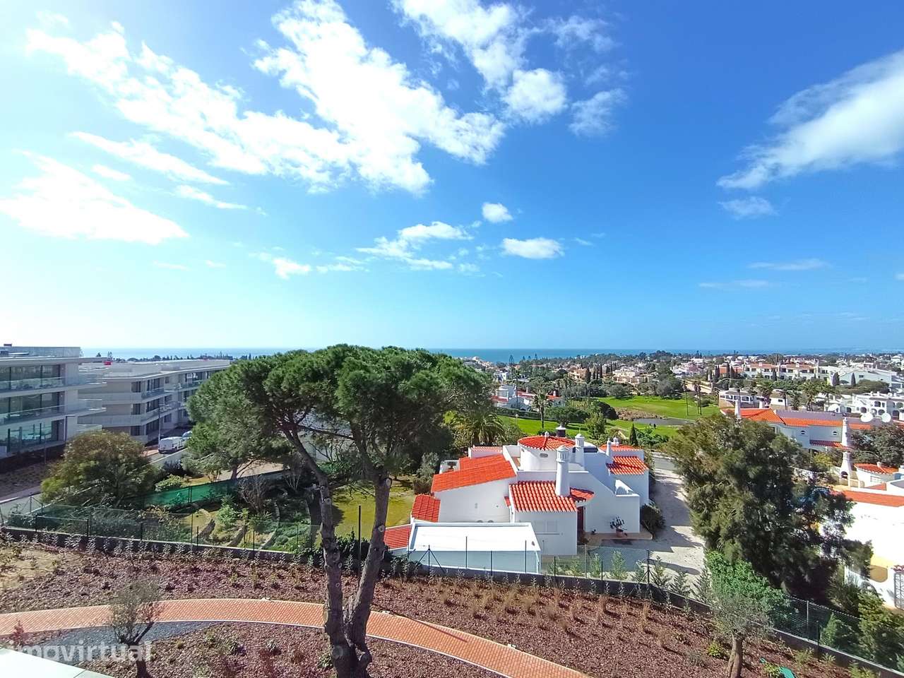 Luxuoso Apartamento T2 em Carvoeiro - Grande imagem: 2/9