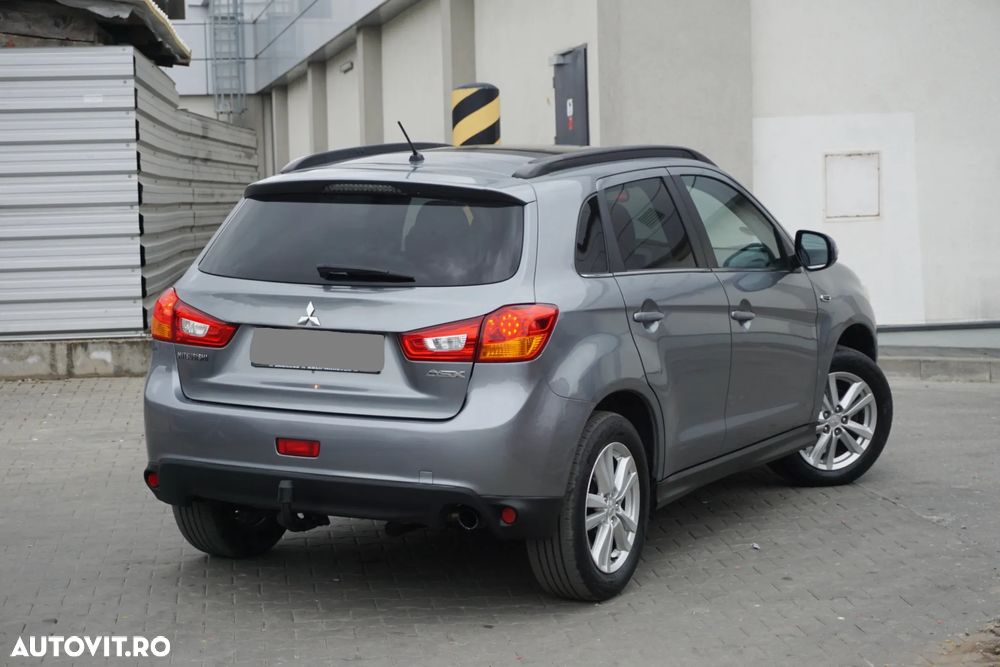 Mitsubishi ASX 2.2 DI-D 4WD Automatik Instyle - 2