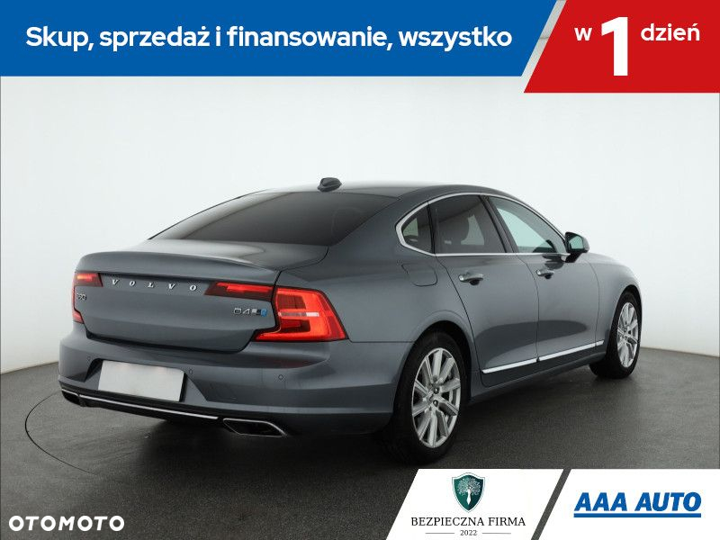 Volvo S90 - 6