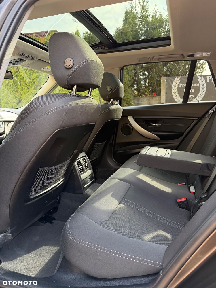 BMW Seria 3 320d Efficient Dynamics Edition Blue Perf Sport Line - 21