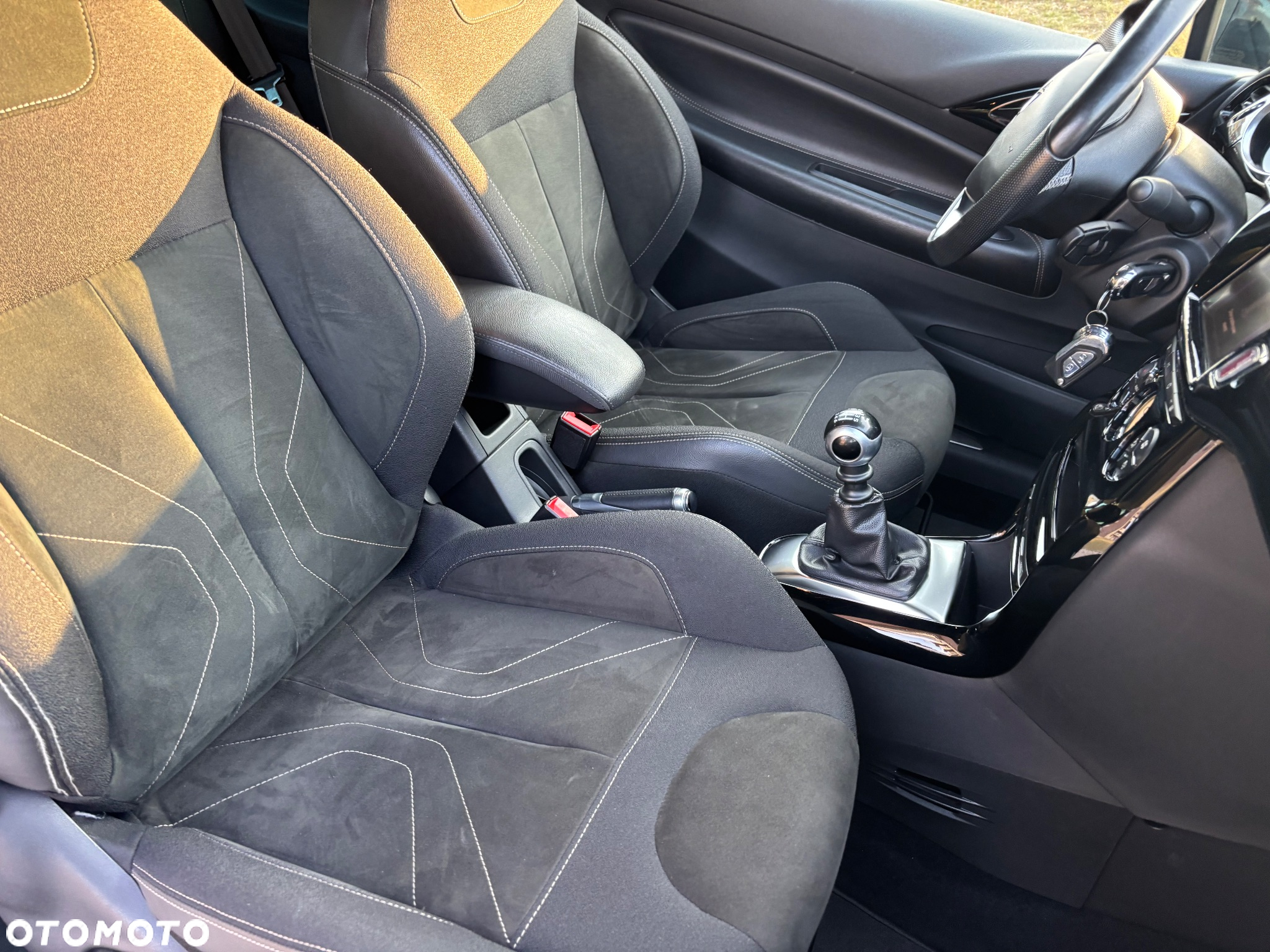 DS Automobiles DS 3 - 18