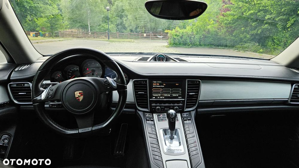 Porsche Panamera S PDK - 8