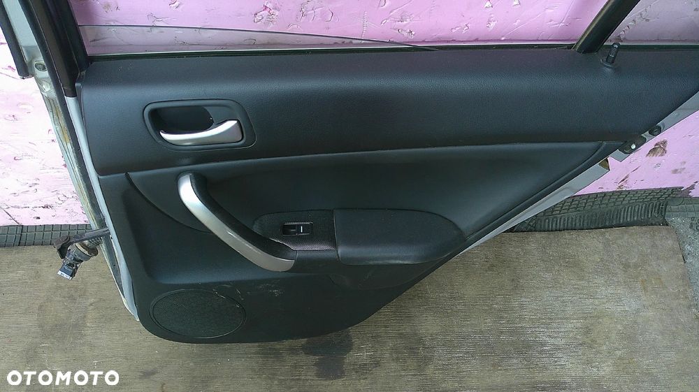 HONDA ACCORD VII DRZWI PRAWE TYLNE NH623M - 8